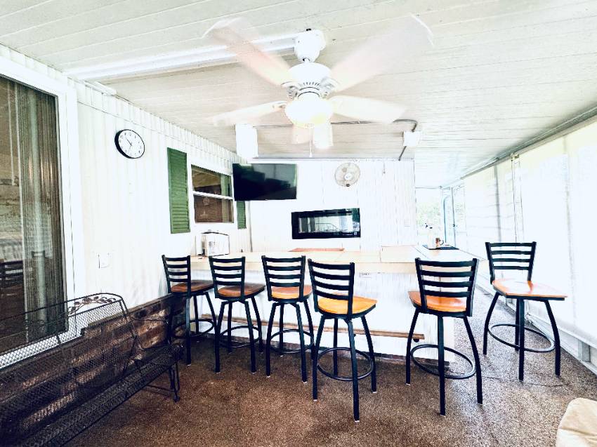 112 Sargasso Lane a Winter Haven, FL Mobile or Manufactured Home for Sale